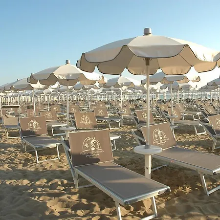 Hotell Roland 3*